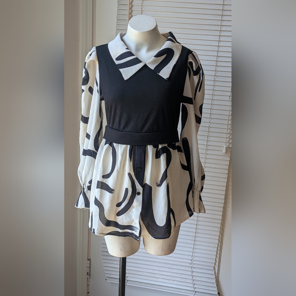 SHEIN Black and White Graphic Long Sleeve Tunic Blouse
